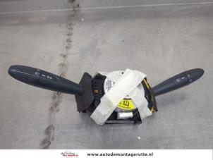 O195946 Gebruikte licht + raw schakelaar Ford KA