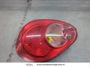 O196005 Gebruikte achterlicht links Toyota Aygo