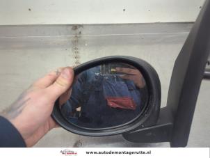 O196011 Gebruikte buitenspiegel links Toyota Aygo