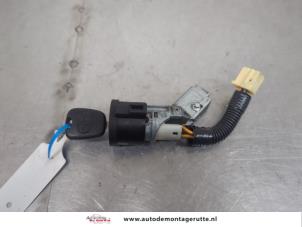 O196013 Gebruikte sleutel+contactslot Toyota Aygo