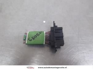 O196019 Gebruikte kachel weerstand Peugeot Partner