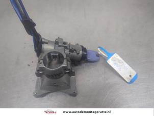 O196049 Gebruikte kontaktslot+sleutel Hyundai Atos