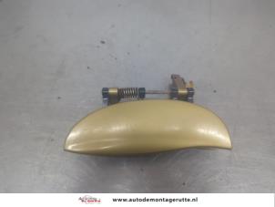 O196051 Gebruikte portiergreep 4deurs links-achter Hyundai Atos