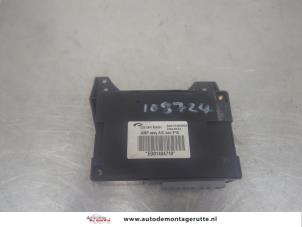 O196093 Gebruikte computer airco Nissan Almera Tino