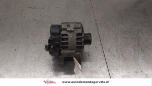 Gebruikte Dynamo Citroen C4 Berline (LC) 1.4 16V Prijs op aanvraag aangeboden door Autodemontage M.J. Rutte B.V.