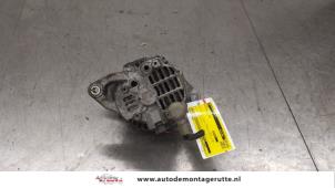 Gebruikte Dynamo Mazda Demio (DW) 1.5 16V Prijs op aanvraag aangeboden door Autodemontage M.J. Rutte B.V.