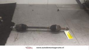 O196187 Gebruikte cardanas links-voor (vwa) Suzuki Swift