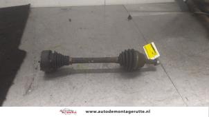 O196188 Gebruikte homokineetas links-voor Volkswagen Golf