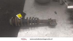 O196219 Gebruikte schokdemperpoot links-voor Suzuki Wagon R+