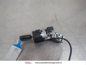 O196265 Gebruikte contactslot + computer Peugeot 207