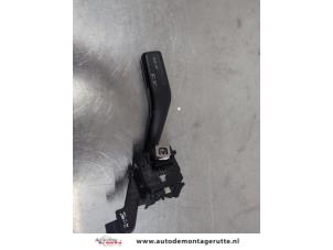 O196357 Gebruikte pinker schakelaar Volkswagen Golf Plus