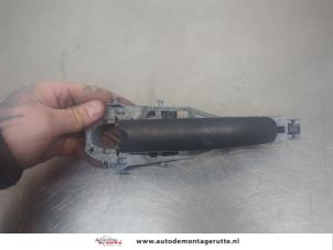O196408 Gebruikte portiergreep 4deurs links-voor Volkswagen Golf Plus