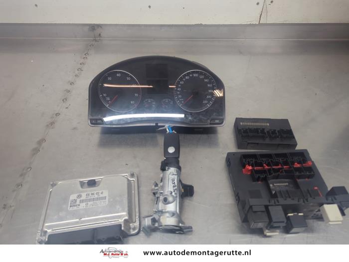 Gebruikte Kontaktslot + computer Volkswagen Golf Plus (5M1/1KP) 1.4 16V Prijs € 175,00 Margeregeling aangeboden door Autodemontage M.J. Rutte B.V.
