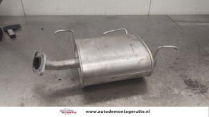 Gebruikte Uitlaat Einddemper Nissan Almera (N16) 1.5 16V Prijs op aanvraag aangeboden door Autodemontage M.J. Rutte B.V.