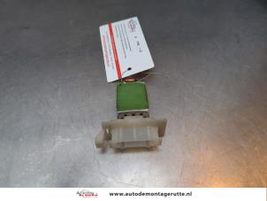 O196505 Gebruikte kachel weerstand Peugeot 107