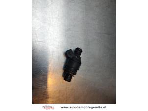 O196512 Gebruikte injector (benzine injectie) Opel Vectra