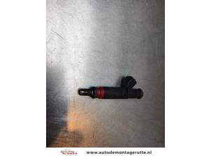 O196521 Gebruikte injector (benzine injectie) Volkswagen Fox