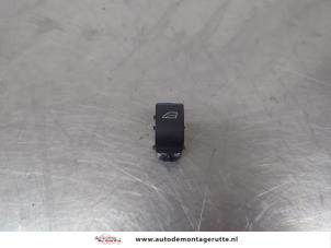 O196646 Gebruikte ruit schakelaar elektrisch Ford B-Max