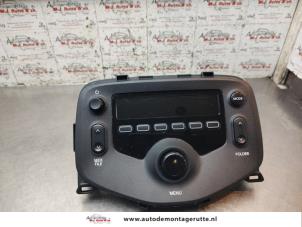O196695 Gebruikte radio Citroen C1