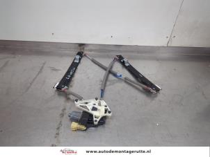 O196699 Gebruikte ruitmechaniek 4deurs links-achter Ford B-Max
