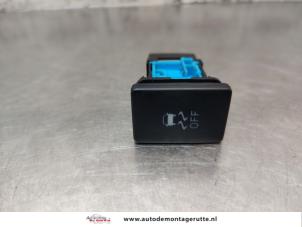 O196711 Gebruikte schakelaar esp Citroen C1