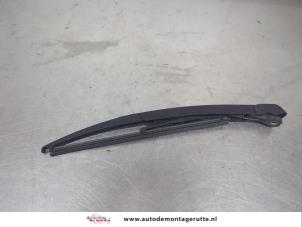 O196740 Gebruikte ruitenwisserarm achter Ford KA