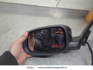 O196782 Gebruikte spiegel buiten links Volvo V70