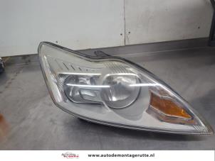 O196789 Gebruikte koplamp rechts Ford Focus
