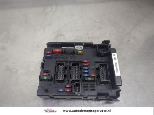 O196792 Gebruikte zekeringkast Peugeot 206