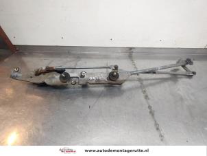 O196797 Gebruikte ruitenwismotor+mechaniek Nissan Almera Tino