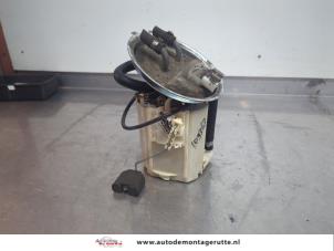 Gebruikte Tank element Pomp Opel Corsa B (73/78/79) 1.0i 12V Prijs op aanvraag aangeboden door Autodemontage M.J. Rutte B.V.