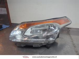 O196886 Gebruikte linker koplamp Citroen C3 Picasso