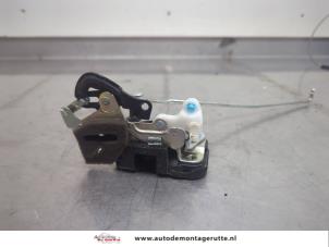 O196899 Gebruikte deurslot mechaniek 4deurs rechts-achter Hyundai Atos