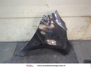 O196932 Gebruikte spatbord rechts-voor Peugeot 107