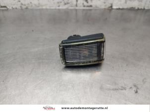 O197021 Gebruikte kenteken verlichting Volvo V40
