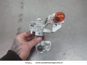 O197094 Gebruikte fitting achterlicht rechts Ford Fiesta