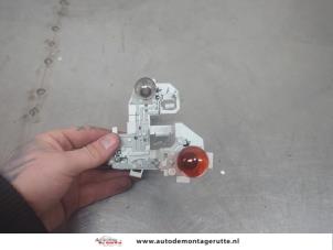O197095 Gebruikte fitting achterlicht links Ford Fiesta
