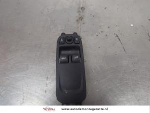 O197124 Gebruikte schakelblok ruiten Volvo C30