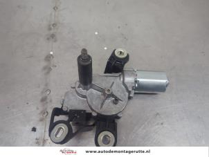 O197153 Gebruikte motor ruitenwisser achter Volkswagen Golf