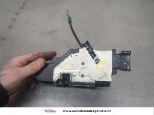 O197190 Gebruikte deurslot mechaniek 4deurs links-voor Citroen C3 Picasso