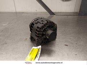O197225 Gebruikte dynamo Opel Vivaro