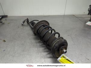O197313 Gebruikte schokdemperpoot links-voor Citroen C3 Picasso