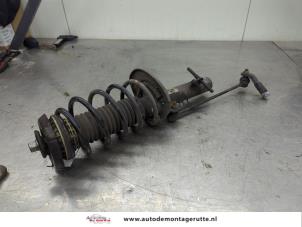 O197314 Gebruikte schokdemperpoot rechts-voor Citroen C3 Picasso