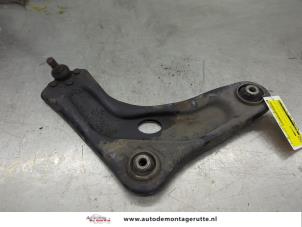 O197320 Gebruikte draagarm rechts-voor Citroen C3 Picasso