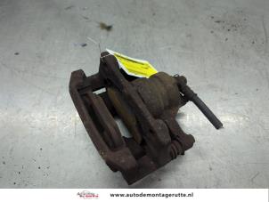 O197322 Gebruikte remklauw (tang) rechts-voor Citroen C1