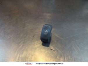 O197393 Gebruikte raam schakelaar elektrisch Renault Twingo