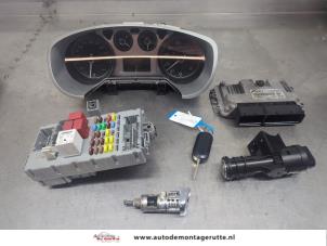 O197463 Gebruikte kontaktslot + computer Lancia Delta