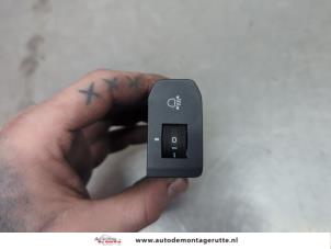 O197538 Gebruikte schakelaar koplamp ihv Kia Rio