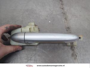 O197555 Gebruikte portiergreep 4deurs rechts-achter Kia Rio