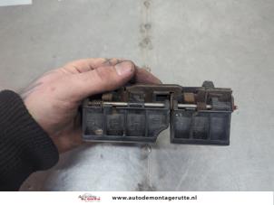 O197607 Gebruikte schakelaar achterklep Hyundai Tucson